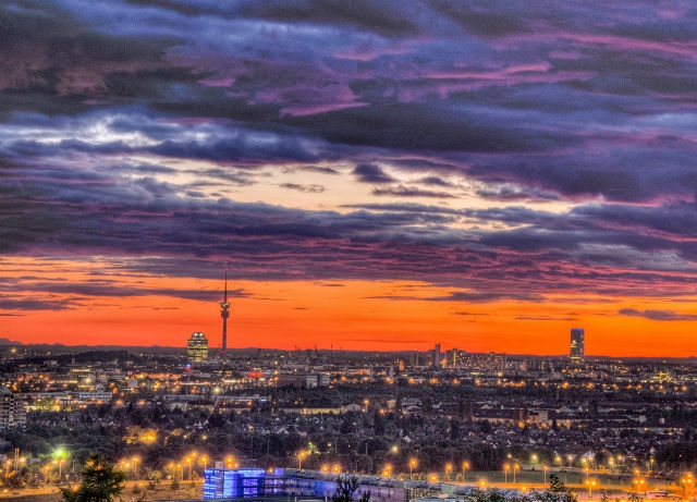 munich monaco di baviera sera flickr creative commons https://www.flickr.com/photos/tortitri/6287056764