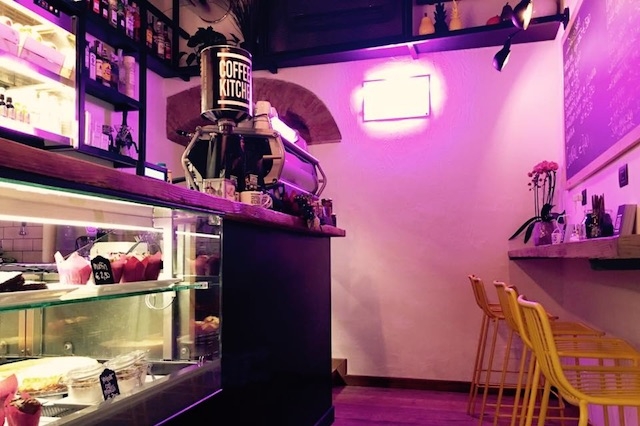 coffee&kitchen firenze caffè speciali
https://www.facebook.com/coffeeandkitchenfirenze/photos/a.200617330400217.1073741829.172183929910224/200616670400283/?type=3&theater