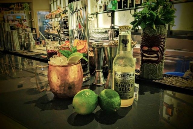 dove fare aperitivo eur tiki bar