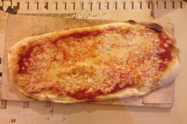 giro pizza a roma pinsa de li dei