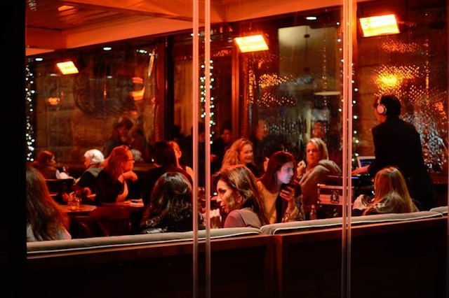 https://www.facebook.com/odeonbistro/photos/a.732452726766624.1073741839.170594222952480/732455983432965/?type=3&theater
odeon bistro aperitivo conversation exchange firenze