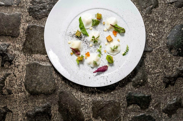 una giornata a testaccio cena aperitivo luigi nastri stazione di posta piatto cucina stellata roma luoghi particolari