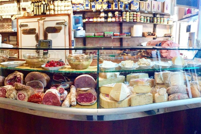 aperitivo con tagliere veneto
