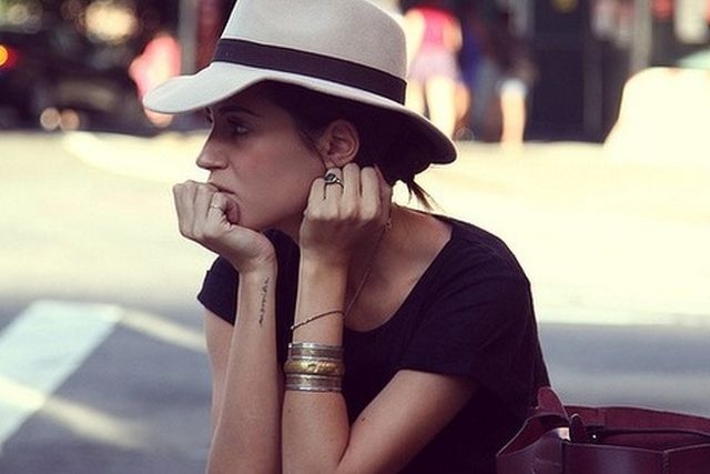 romane vs milanesi come portano il cappello