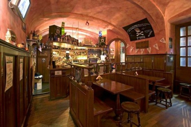 dove vedere le partite a roma jamboree pub parioli sky mediaset premium serie a calcio roma lazio birra amici sabato