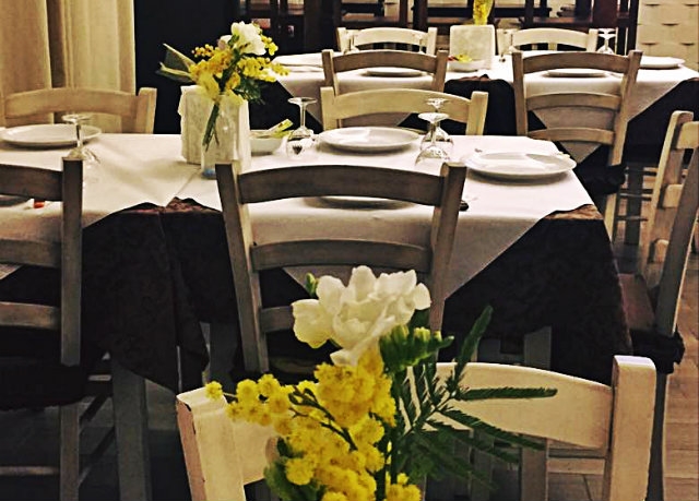 ristoranti top esclusivo bat san ferdinando di puglia al boulevard club foto da facebook https://www.facebook.com/al.boulevardclub/photos/a.810958909011275.1073741828.807395689367597/1002621586511672/?type=3&theater