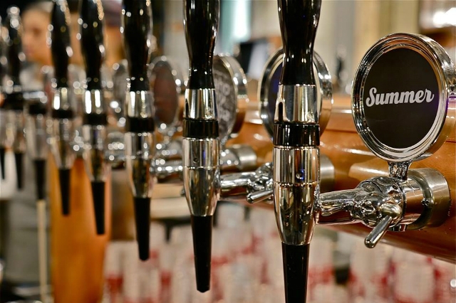 doppio malto birreria fontana di trevi centro storico nuove aperture 2017 novembre roma birrificio piatti tradizione