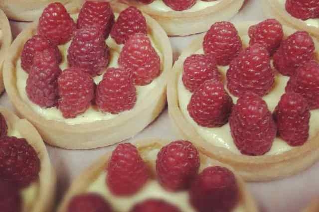 milano pasticcerie torte dolci dessert pavé crostatina lamponi