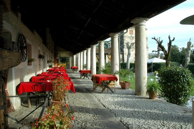 pranzo all'aperto veneto
