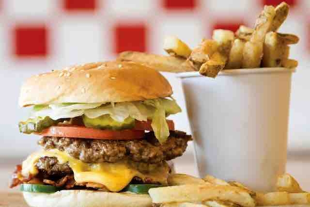 five guys milano hamburger