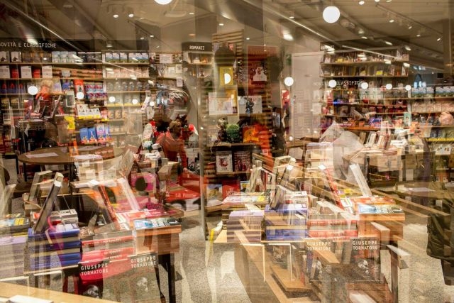 locali vino e eventi roma red feltrinelli