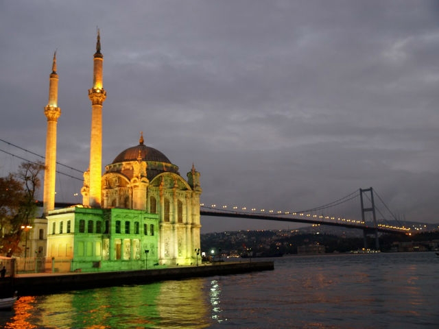 istanbul sera foto flickr creative commons https://www.flickr.com/photos/paljoakim/3346944255/