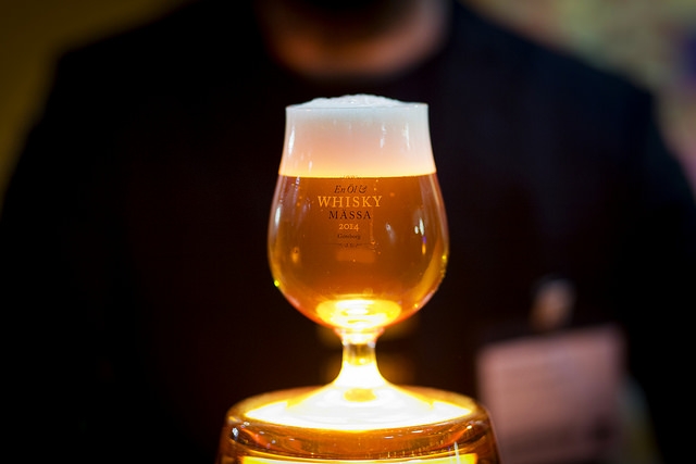 birra foto di svenska mässan https://www.flickr.com/photos/svenskamassan/14066991914/in/photolist-nr41bm-bmsh5r-7lo4du-8wszqe-5odbtx-nuxnkh-8xqmnz-8ybzpr-sxsuu6-nhh8r-arnmyv-6a6c2l-k7m5og-d7tp45-bnkacu-a933n2-aiyh9y-6vyads-dkbmax-7nw5zr-e1bxrj-2hukit-afqjia-euztjs-mwejsd-3236kh-btzeks-9qua6a-7l95th-5futl9-2psocs-93nvuu-8icacv-9w8hej-7m32xp-apkf7j-kebqd4-nklcgv-dfkd2i-aobeeb-8ncwye-7rpvzx-5sdkyq-9qvshp-fdrhvg-rg5vm-gs7r1q-btbmpq-btbcvy-9q7xpg