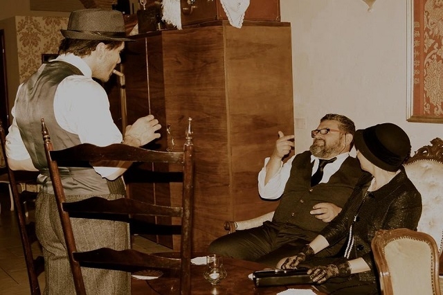 vanilla club https://www.facebook.com/vanillacocktailbar/photos/a.567531896753898.1073741831.518981068275648/567532570087164/?type=3&theater