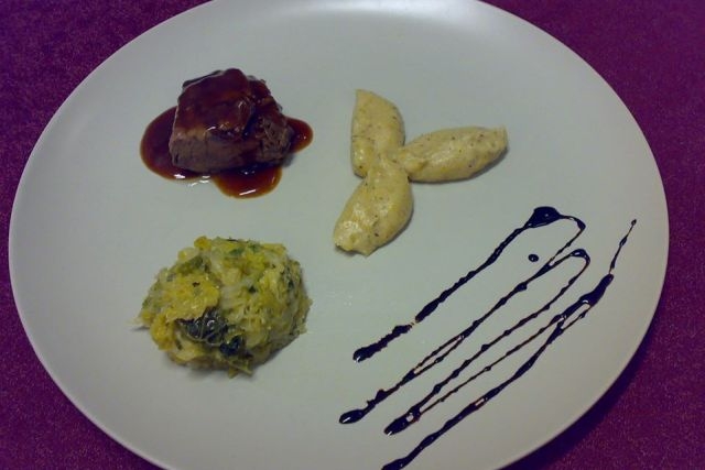 cena di natale con colleghi godipopolo