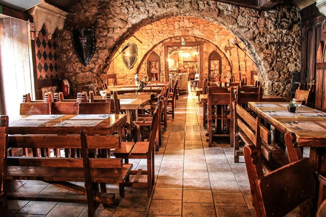 avalon pub roma ristoranti e piatti strani san giovanni