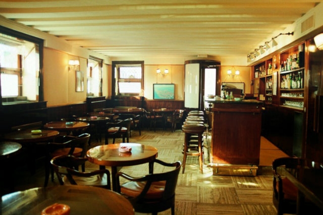 locali opere arte venezia harry's bar