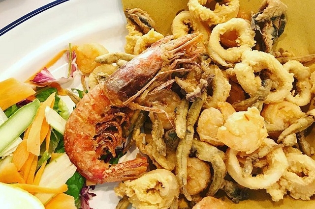 la cucina di pescepane firenze https://www.facebook.com/cucinapescepane/photos/a.1215795938512347.1073741828.1132721433486465/1630788783679725/?type=3&theater