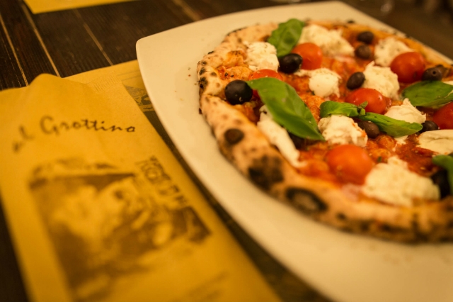 pizza e birra a roma abbinamento pizzeria al grottino san giovanni tonino birra belga trappista gourmet