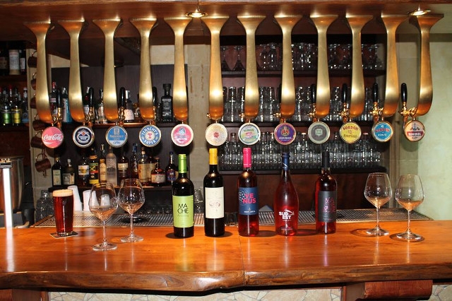 charad pub