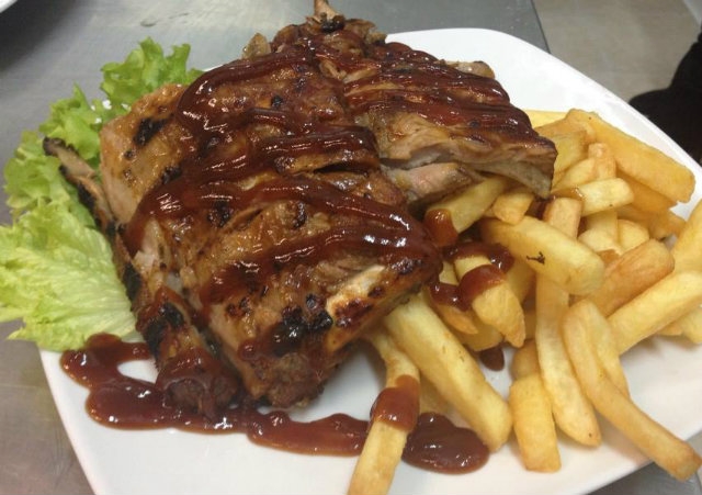 carne irlandese foto timeout time out di bari da pagina facebook del locale foto interna