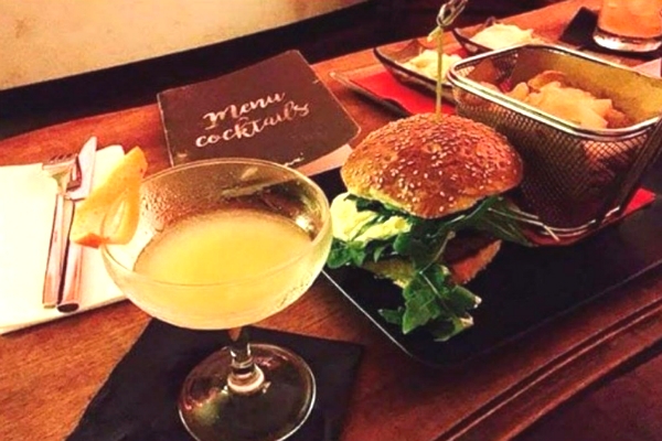 percorsi exotic burgers trastevere burger cocktail mixologia carni esotiche zebra classifica web tripadvisor google migliori hamburgers di roma