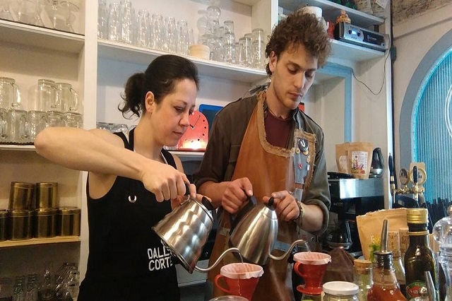 le vespe cafe https://www.facebook.com/levespecafe/photos/a.240181416153030.1073741832.218629848308187/553107708193731/?type=3&theater