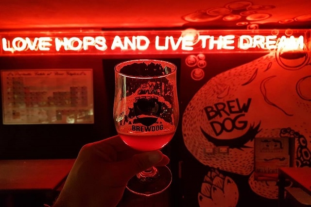 brewdog https://www.facebook.com/brewdogfire/photos/a.326639637483269.1073741828.325450264268873/1034300536717172/?type=3&theater