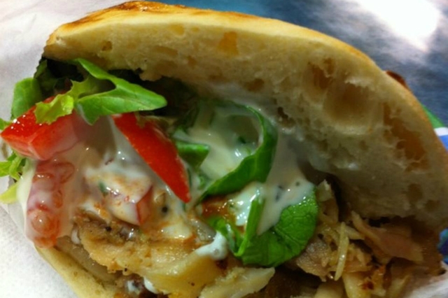 dove mangiare il miglior kebaba a milano
https://it.foursquare.com/v/anatolia-d%c3%b6ner-kebap/4e1d8d54b61c7cb34d92abe1?openphotoid=4f8873dee4b07efb9ceb0f98