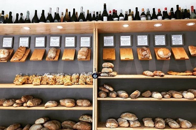 pane amore e fantasia https://www.facebook.com/firenzepaneamoreefantasia/photos/a.584354421640413.1073741829.584231918319330/1585467054862473/?type=3&theater