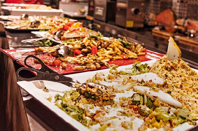 rosso eat drink stay aventino roma pranzo buffet formula pranzo a roma vegetariano pasta riso