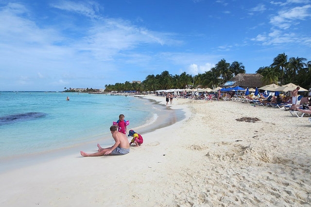 playa norte isla mujeres riferimenti flickr https://www.flickr.com/photos/davidstanleytravel/12809203324/in/photolist-kvuvtb-26ebntj-7nodpd-8vnb3z-kkd7pp-283retd-24jroeo-8vn5ai-283rqdt-mi6l3q-7nodpv-ed2re6-ed6asf-ecz28z-ecz3mc-ecyeyt-26ezsfq-wfnrvv-ed5mks-mi77dl-29mahfs-mi6zw9-283tglt-26ezpnf-283tk3c-kkdcfr-28kkh1u-26ezo8g-ed1dwm-28kkjem-gwsd9l-28kkhry-ed1f78-283rs1n-26ezxba-ed1ejp-29mzv29-6fte4o-29ql5c8-29mzzw1-23hstxu-geuekj-kkcs2g-29mzrp7-29ma2ej-29qkyxv-ed1dxg-26ezggl-283tvop-7ue3p5