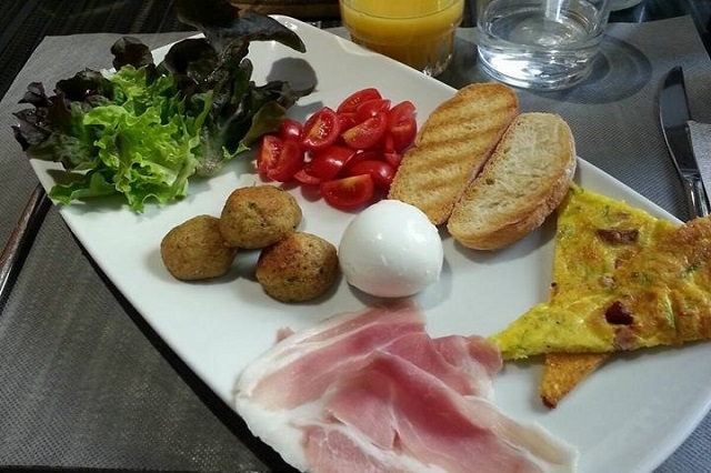 a casa ca.fe https://www.facebook.com/pg/acasacafe/photos/?ref=page_internal
