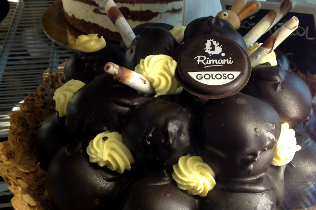 rimani firenze profitterole