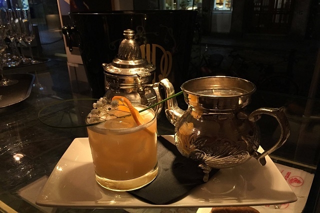 golden view firenze facebook https://www.facebook.com/goldenviewopenbar/photos/a.187921774557432.54753.157813487568261/1129615650388035/?type=3&theater