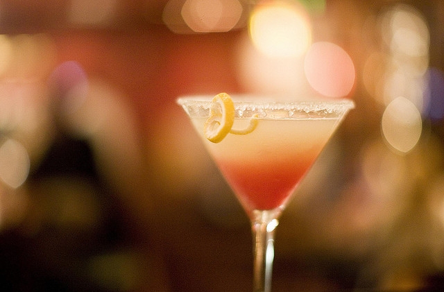 drink street l'avamposto foto da flickr https://www.flickr.com/photos/thomashawk/2355249759/in/photolist-4a8ggt-3qdvqz-727tdg-rpjxba-5fv2j9-727snj-98df8g-8kf8ia-9thzz7-2wsbap-4aanjr-mb3c5x-5uemfr-5nxx7b-4yss4a-9eufnp-ose26m-9o7csm-47nzyh-faj7ml-8kf8nk-4idhdb-vwkpvn-gmzhlh-gmzdos-9oafgy-727sy3-85pycj-dmvwhx-r41aig-727sys-723tcx-9oafku-7x79hd-3qirvd-k9eskk-4uom33-727sxd-723tgi-727sya-8kjjn9-oh8duu-8kyexq-723tzr-727t53-723tst-634xpp-7rvkge-plzwm1-4lvmqo