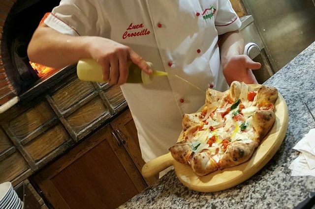mangianapoli migliori pizzerie san giovanni roma pizzeria pizza napoletana dop margherita cena a roma