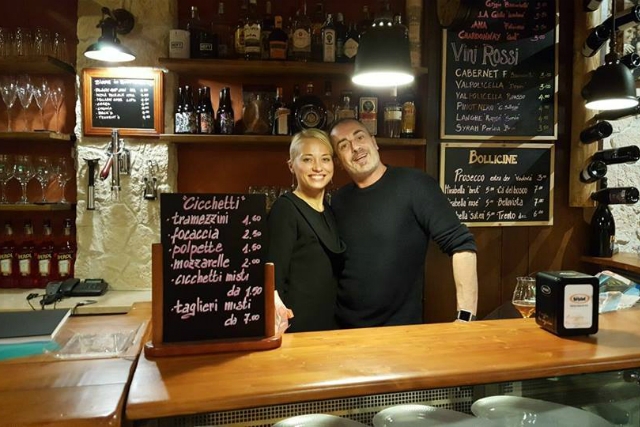 bar monetine