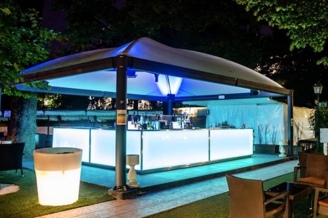 first club milano bancone drink