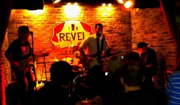 revel theatre live music