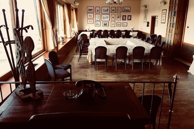 la loggia del piazzale, la sala spadolini firenze
https://www.facebook.com/laloggiapiazzalemichelangelo/photos/a.998582900254859/1513871975392613/?type=3&theater