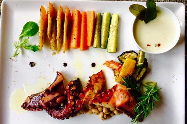 la peniche marina di massa dove mangiare in versilia
https://www.facebook.com/ristorantelapeniche/photos/a.10151894863751780.1073741826.61620931779/10154329807851780/?type=3&theater