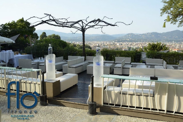 flo lounge bar