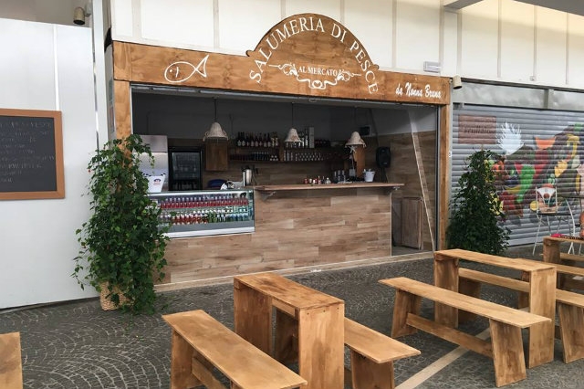 salumeria di pesce da nonna bruna al mercato muzii pescara