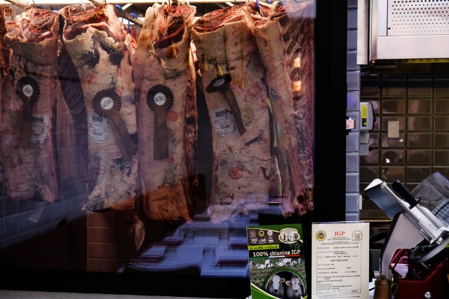 trattoria dall'oste vetrina della carne