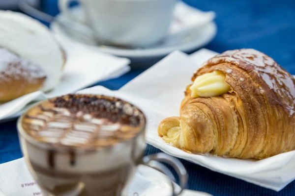 caffè tornatora pasticceria cornetti cappuccini ostiense tuscolano camilluccia classifica 10 migliori colazioni al bar a roma primo posto