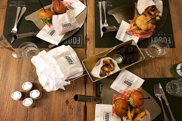 foody farm https://www.facebook.com/foodyfarm.firenze/photos/a.1782880238659701.1073741828.1771120823168976/1865191860428538/?type=3&theater