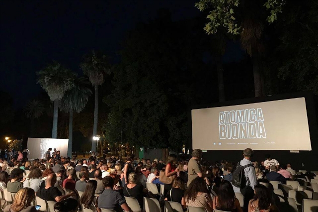 notti di cinema a piazza vittorio esquilino arena cinema all'aperto estate 2017 roma agosto e ferragosto cosa fare serata cinema d'essai