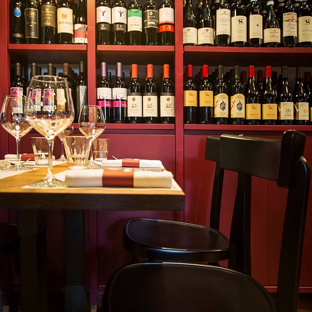 https://www.facebook.com/enotecabulzoni/photos/a.1618174204890763/2074562012585311/?type=3&theater
, enoteca bulzoni