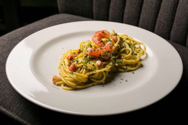 vado al pigneto trattoria pigneto pranzo domenica in trattoria roma spaghetti gamberi lime gourmet